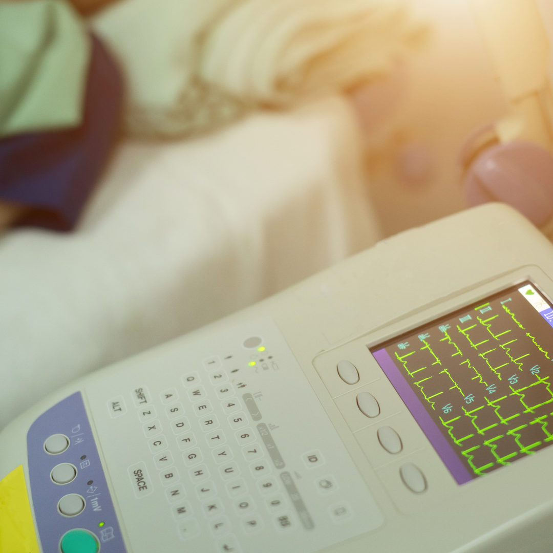 Simposio de electrocardiografía básica aplicada en la práctica clínica